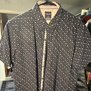 Level Ten Navy w Pink & Blue Geometric Pattern Short-Sleeve Button-Up SZ Lrg